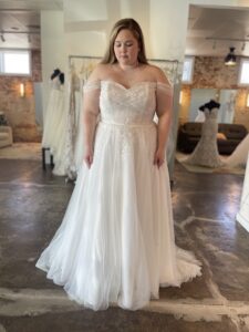 Stella York 7509 Plus Size Bridal Gown Wedding Dress Fort Worth