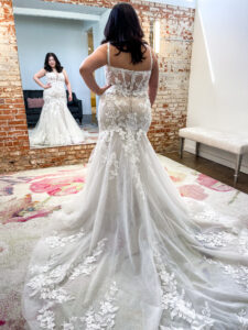 Essense of Australia D3393 Plus Size Bridal Gown Wedding Dress Fort Worth